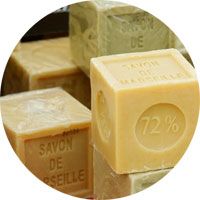 Les différentes couleurs du savon de Marseille